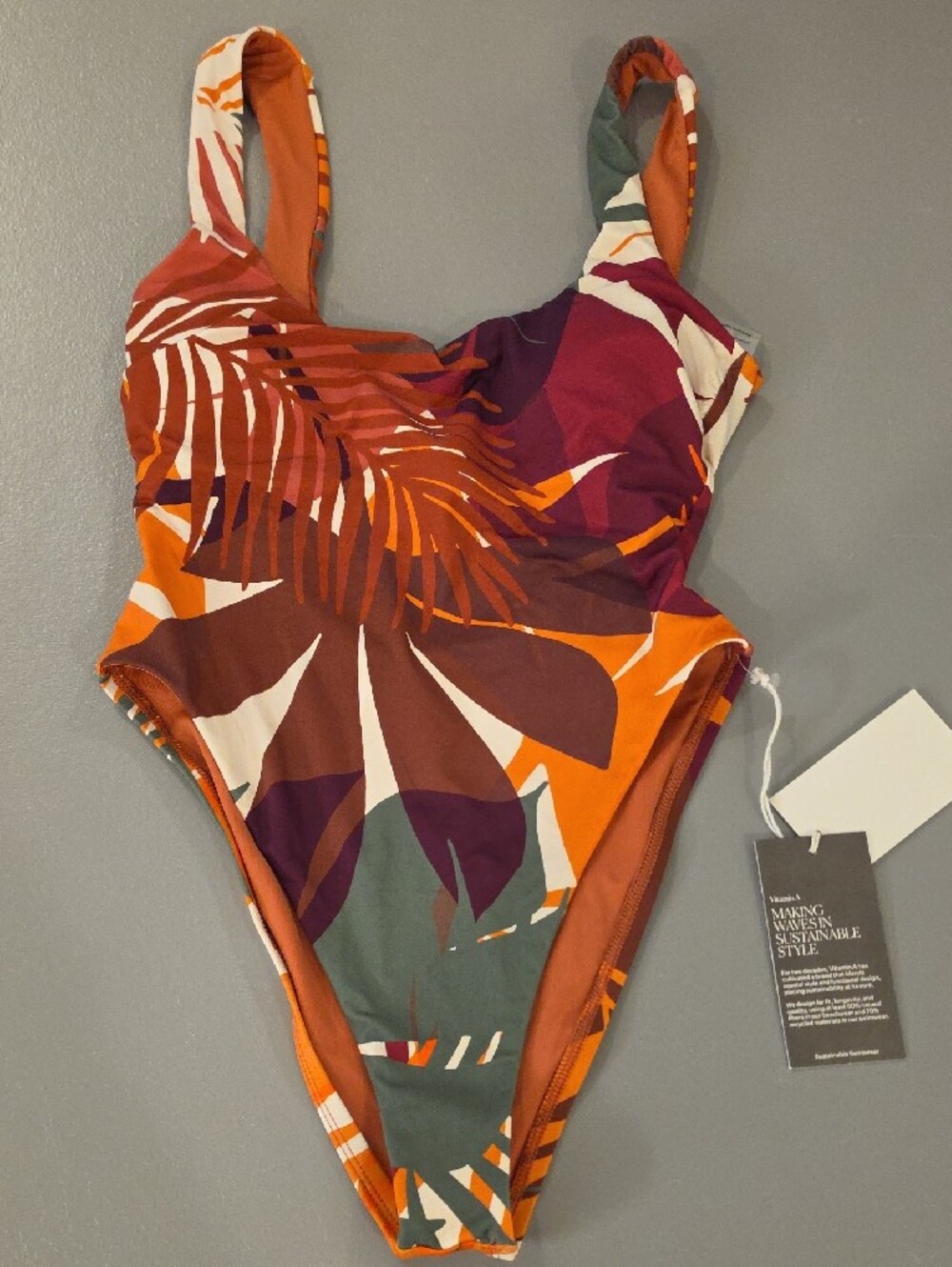 Vitamin A women’s multicolor Tropical Leaf One-Piece Swimsuit size S NWTS - Picture 6 of 10